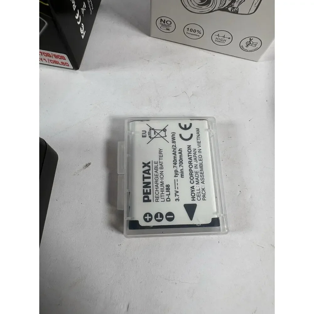 Pentax Optio WS80 10MP Waterproof Digital Camera Tested Box Charger Battery